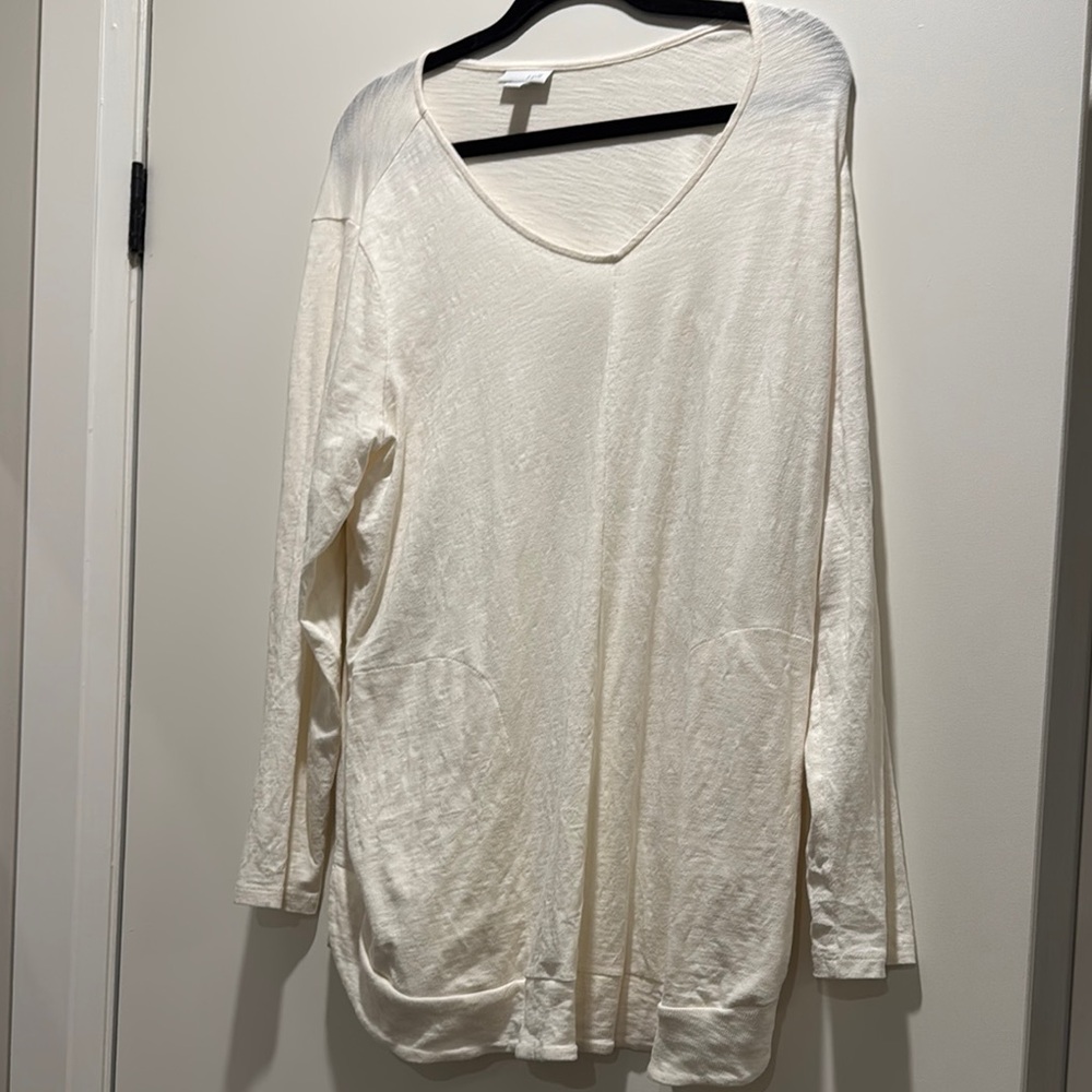 Elegant Cream V-Neck Women's Top